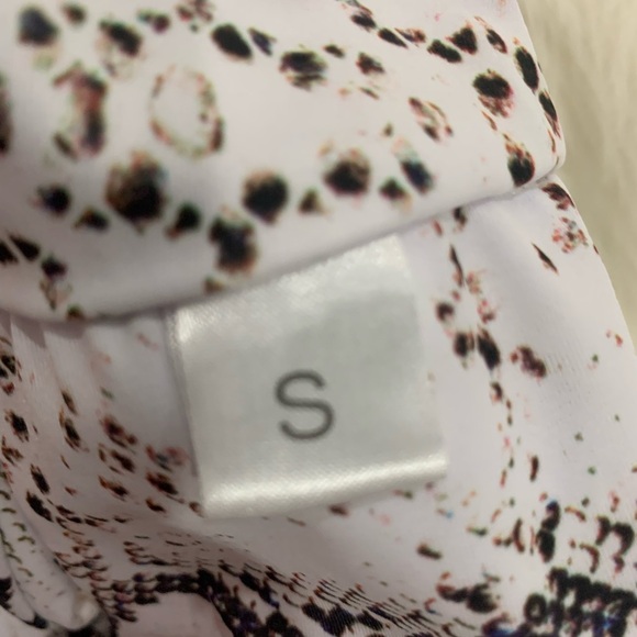 Women’s Snake Print Bikini Bottom Size S‎ - Picture 2 of 2